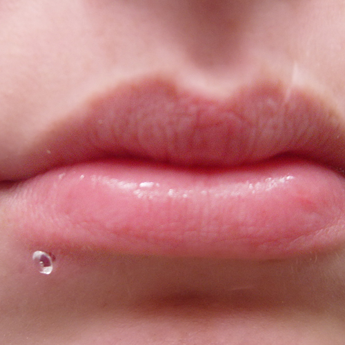 Labret retainer