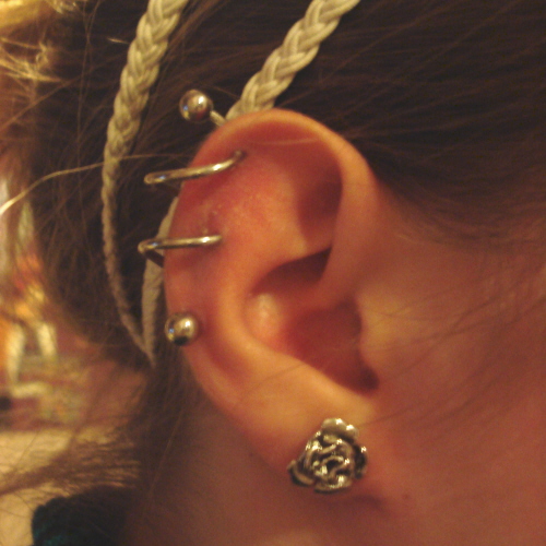 316L Stainless Steel Twist Barbell for Helix Piercings