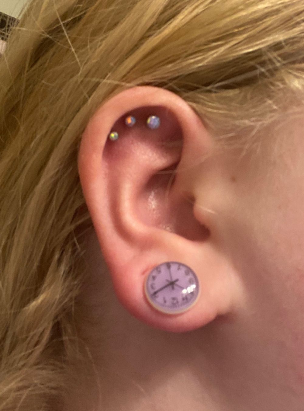 Acrylic Glow in the Dark Clock Plug