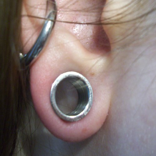 Steel Threaded Eyelet