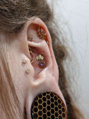 CUSTOM ORDER 14k Gold Flying Bee End Customer Photo