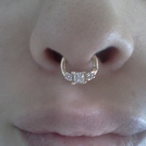 14k Gold Horizontal Princess Clicker Customer Photo
