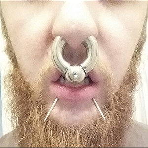 Steel Screw Ball Captive Ring Customer Photo