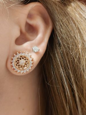 Steel Gemmed Flower Eyelets Customer Photo