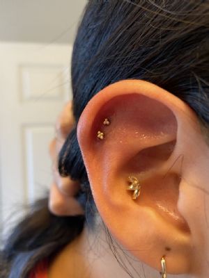 14k Gold Threadless Three Ball End Customer Photo