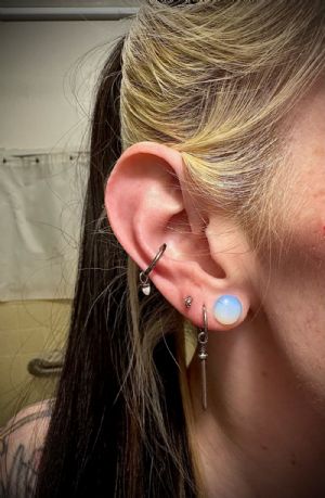 Steel Beaded Gem Drop Labret Customer Photo