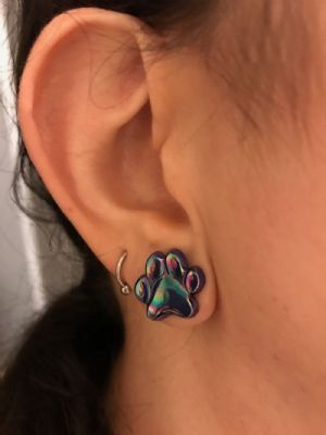Glass Paw Print Plugs Customer Photo
