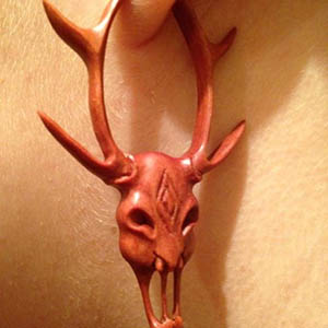Sabo Wood Elk Skull Stirrups Customer Photo