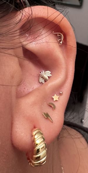 14k Gold Bumble Bee Threadless End Customer Photo
