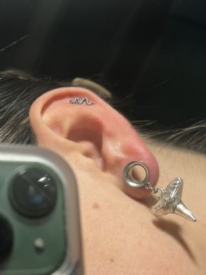 Titanium Threadless Snake Labret Customer Photo