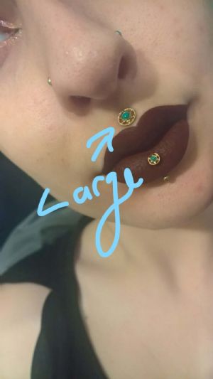 Anatometal 18K Gold Threadless Ends Customer Photo
