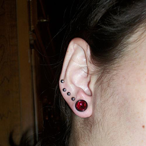 Black-Coat Plugs with Red Concave Inlay Customer Photo